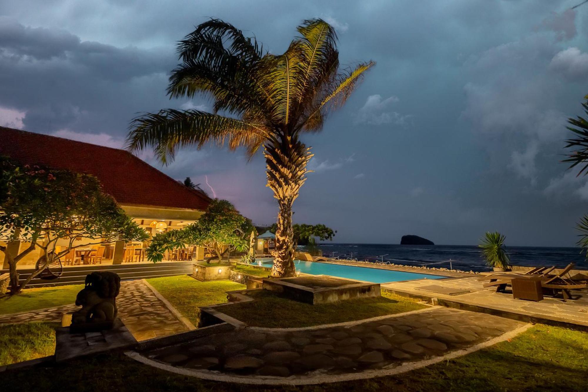 Ganesh Beach Hotel Candi Dasa  Luaran gambar